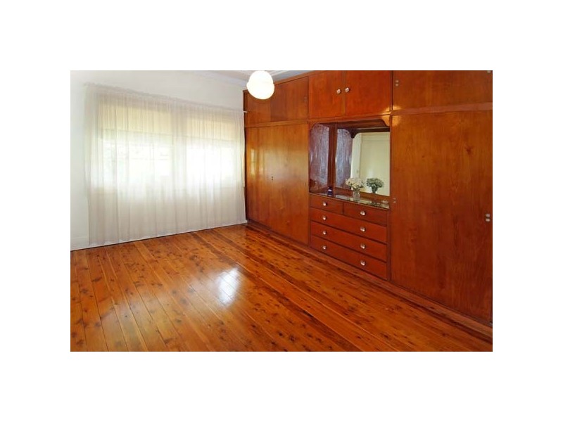 22 Harrison Ave, Concord West NSW 2138