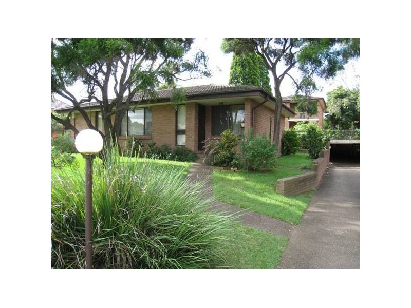 1/4 Llewellyn Street, Rhodes NSW 2138
