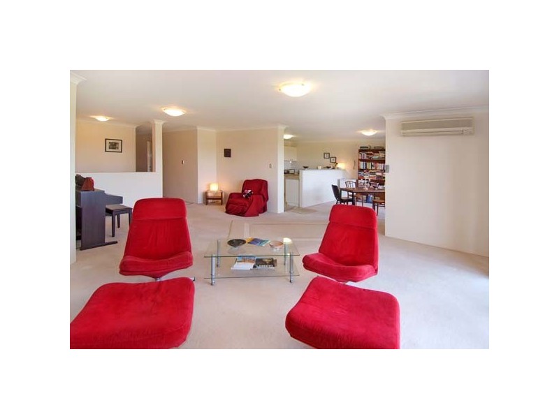 16/11 Settlers Boulevard, Liberty Grove NSW 2138
