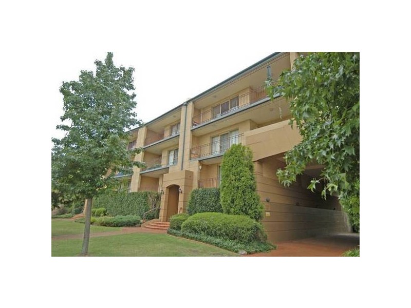 16/11 Settlers Boulevard, Liberty Grove NSW 2138