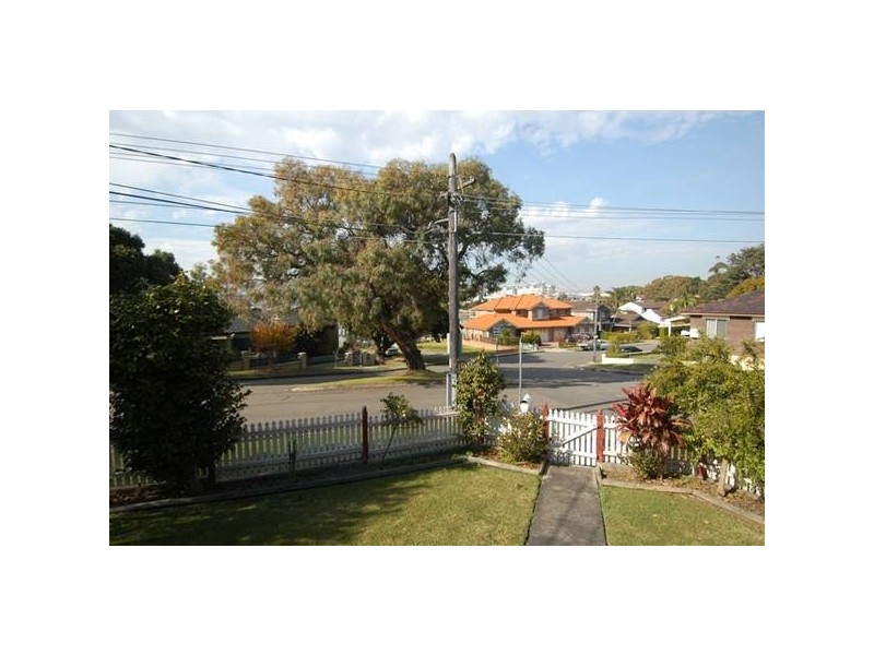 2 Dorking Road, Cabarita NSW 2137