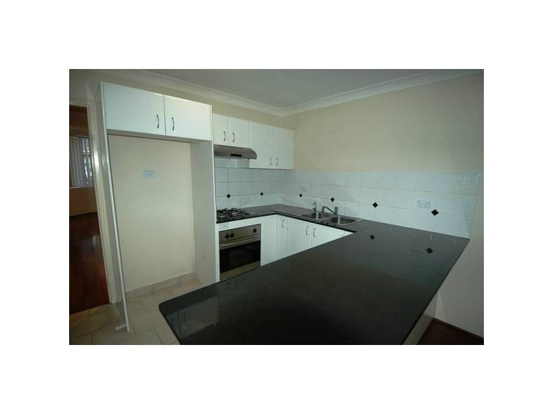 8/65 Underwood Road, Homebush NSW 2140