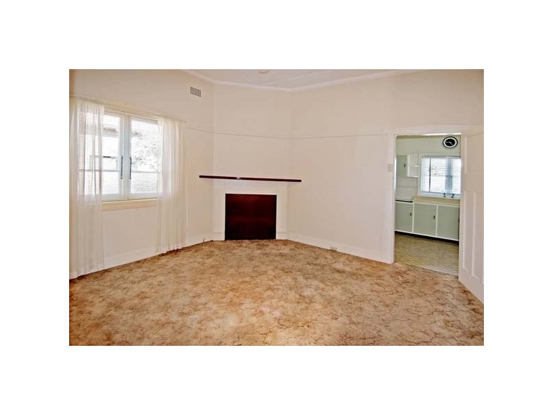 16 Lancelot Street, Concord NSW 2137