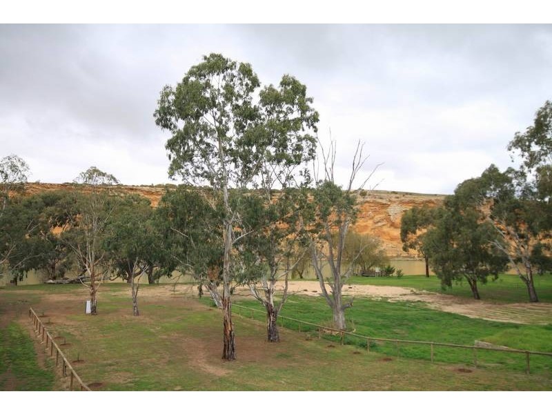 29 Rob Loxton, Walker Flat SA 5238
