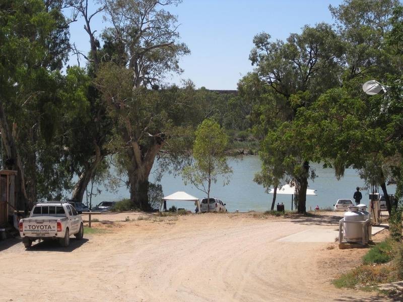 Cabin 10 Punyelroo Caravan Park, Punyelroo SA 5354