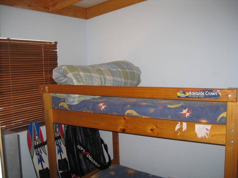 Cabin 10 Punyelroo Caravan Park, Punyelroo SA 5354