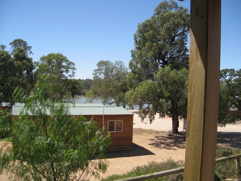 Cabin 10 Punyelroo Caravan Park, Punyelroo SA 5354