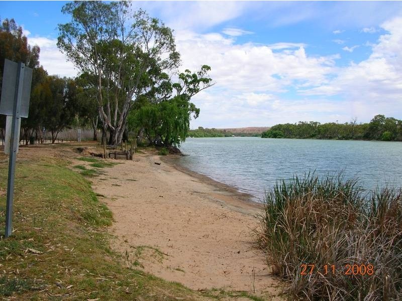 Allot 132 East Front Road, Younghusband SA 5238