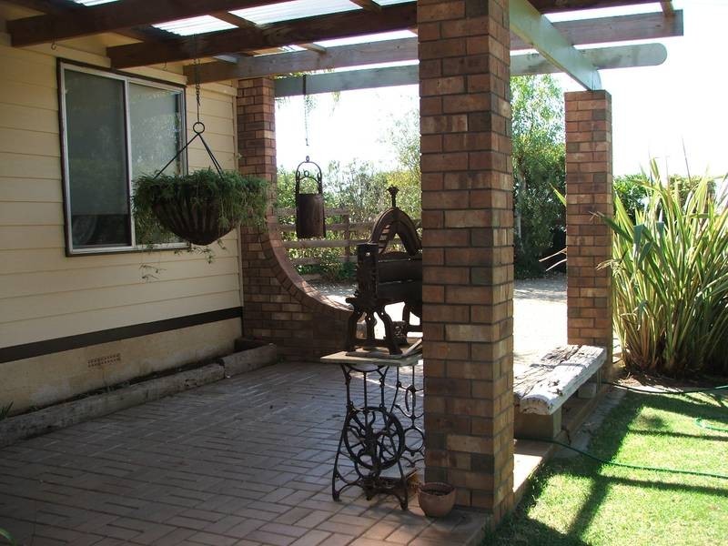 51 Esplanade, Mannum SA 5238