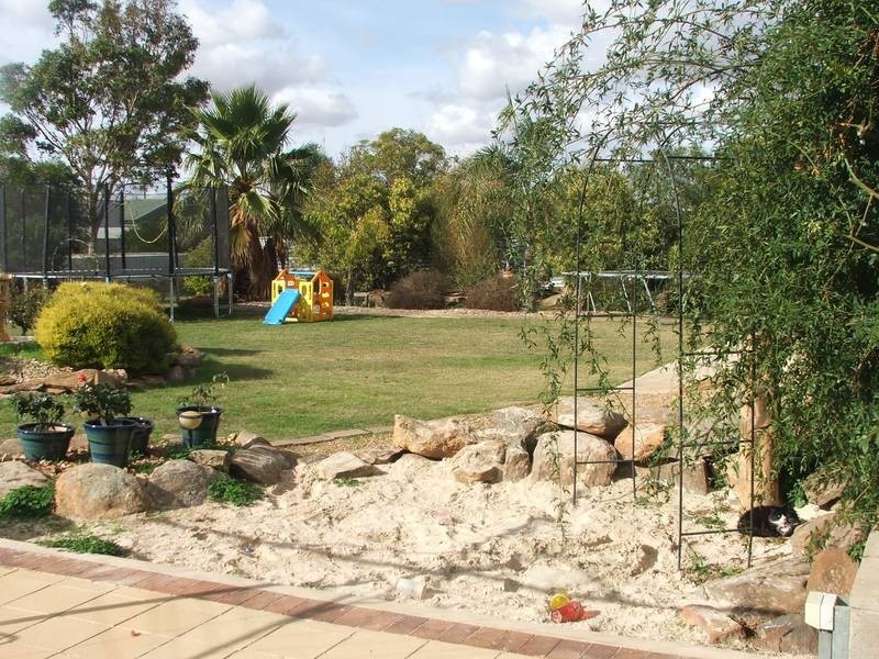 12 Randall Street, Mannum SA 5238