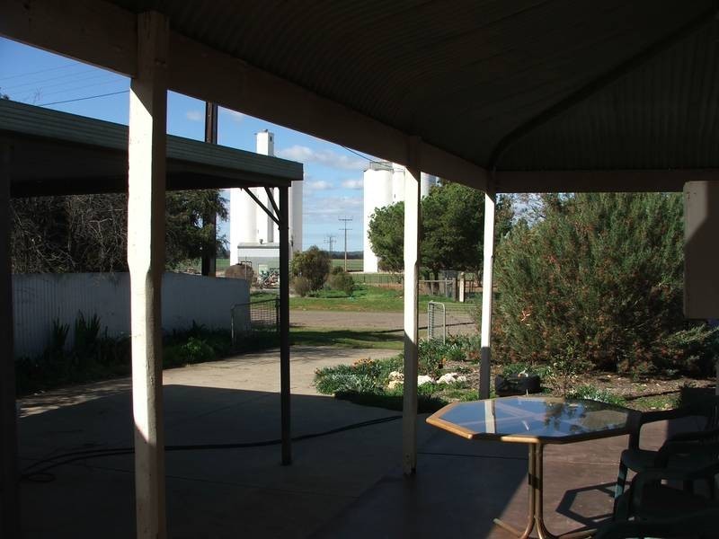 36 Sturt Street, Cambrai SA 5353