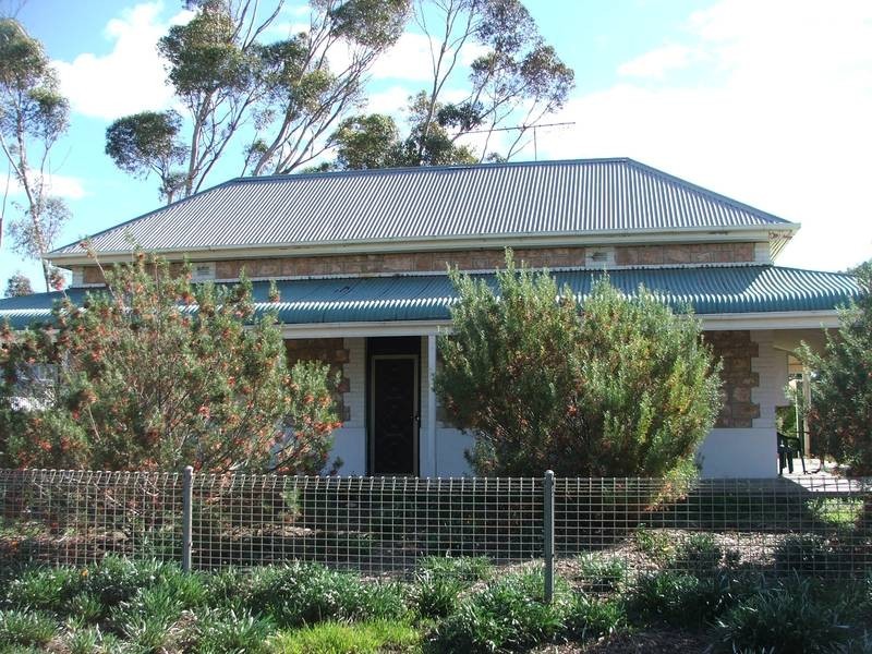 36 Sturt Street, Cambrai SA 5353