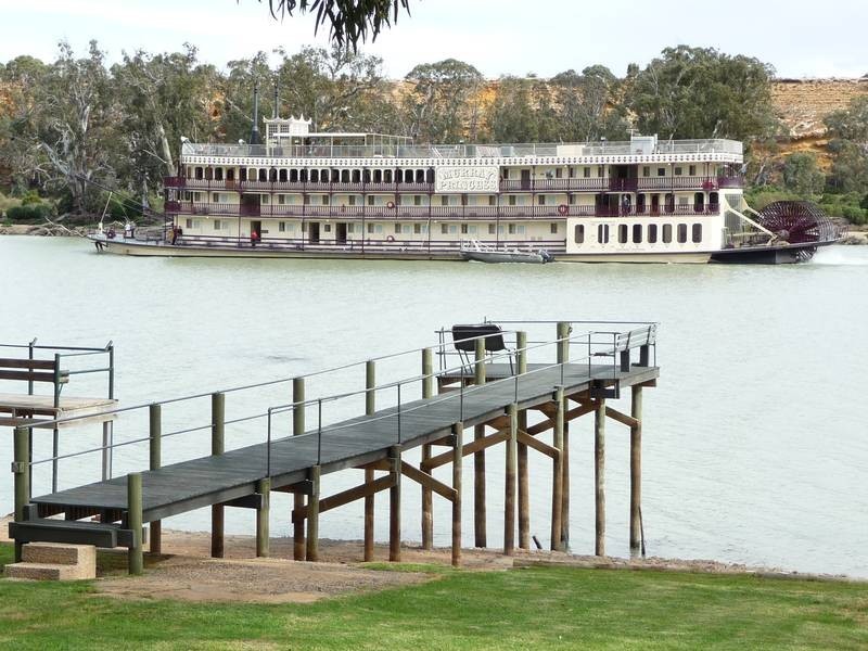 Shack 4 Riverside Drive, “Big Bend”, Swan Reach SA 5354