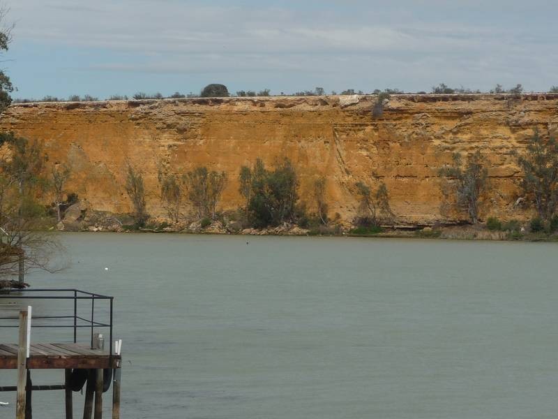 Shack 4 Riverside Drive, “Big Bend”, Swan Reach SA 5354