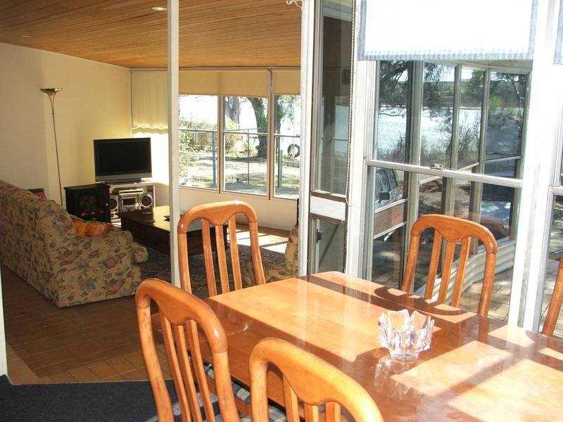 Lot 24 East Front Road ‘The Peppers’, Mannum SA 5238