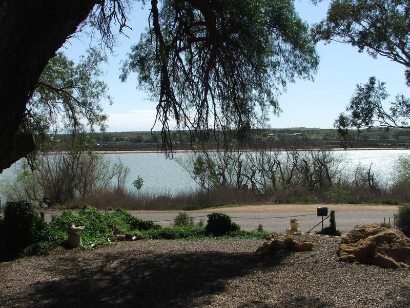 Lot 24 East Front Road ‘The Peppers’, Mannum SA 5238
