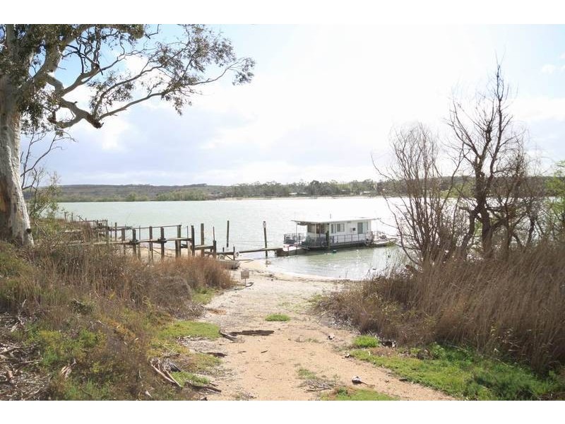 Lot 24 East Front Road ‘The Peppers’, Mannum SA 5238