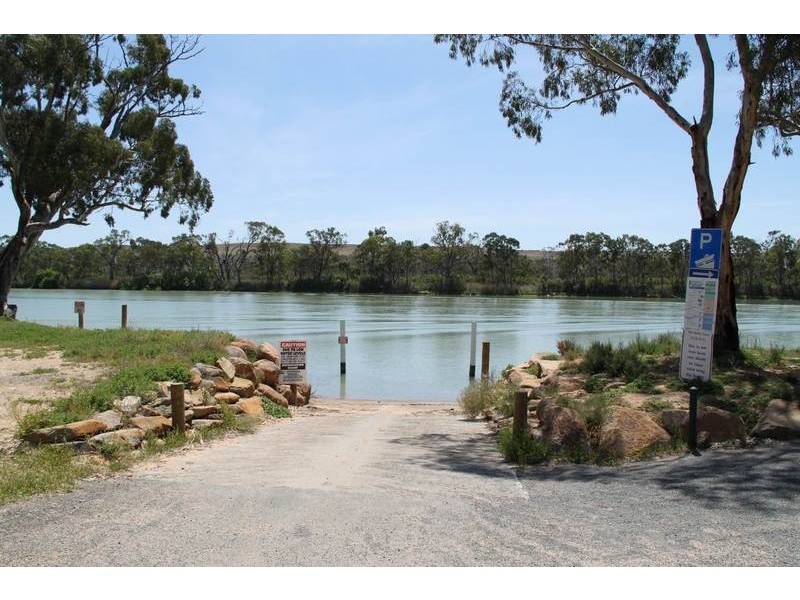 Cabin at Site 313 Younghusband Caravan Park, Younghusband SA 5238