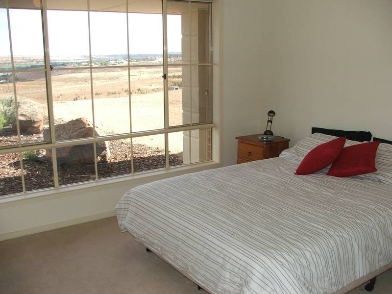 8 Kirkness Road, Mannum SA 5238