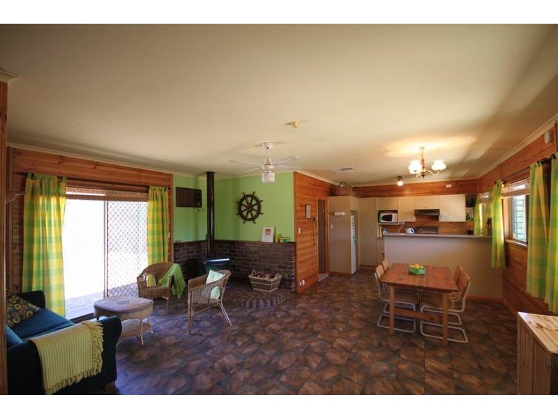 11 & 12 Perseverance Court, Younghusband SA 5238