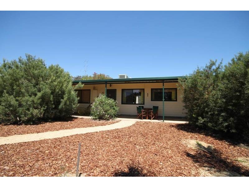 11 & 12 Perseverance Court, Younghusband SA 5238