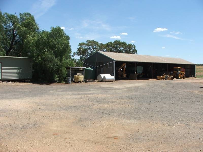 Sect 275 & Allot 2 Walker Flat Rd,, Angas Valley SA 5238