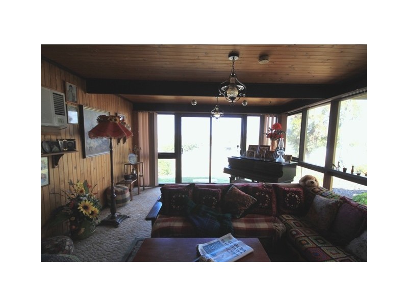 61-63 Crawford Cresent, Mannum SA 5238