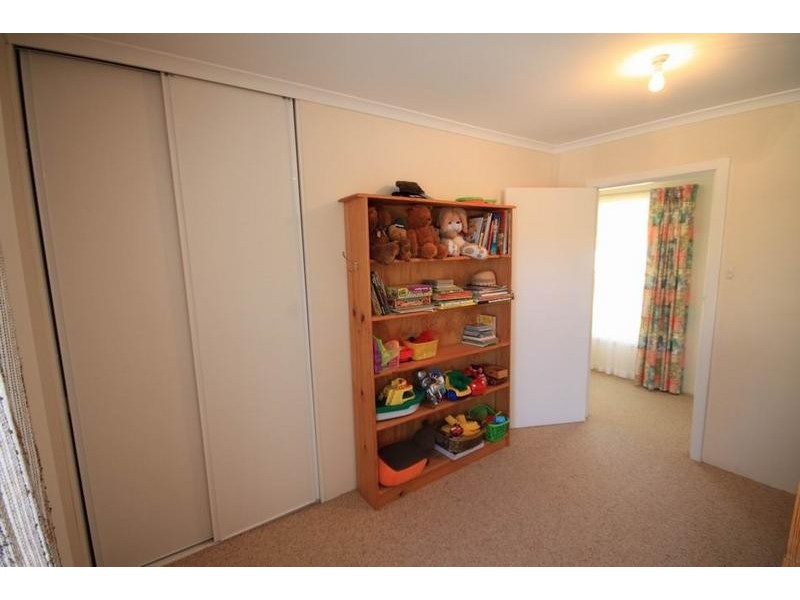 1 Murray Tce, Cowirra via, Mannum SA 5238