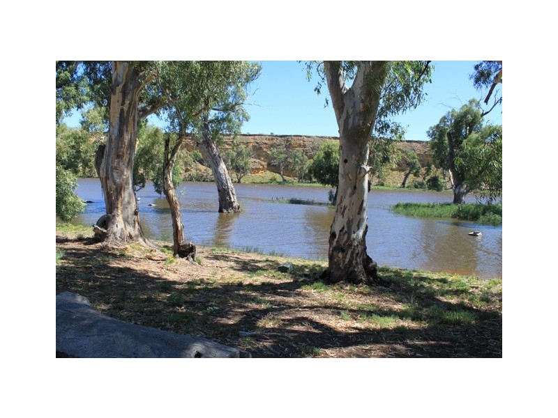Site. 34 Marks Landing, Swan Reach SA 5354