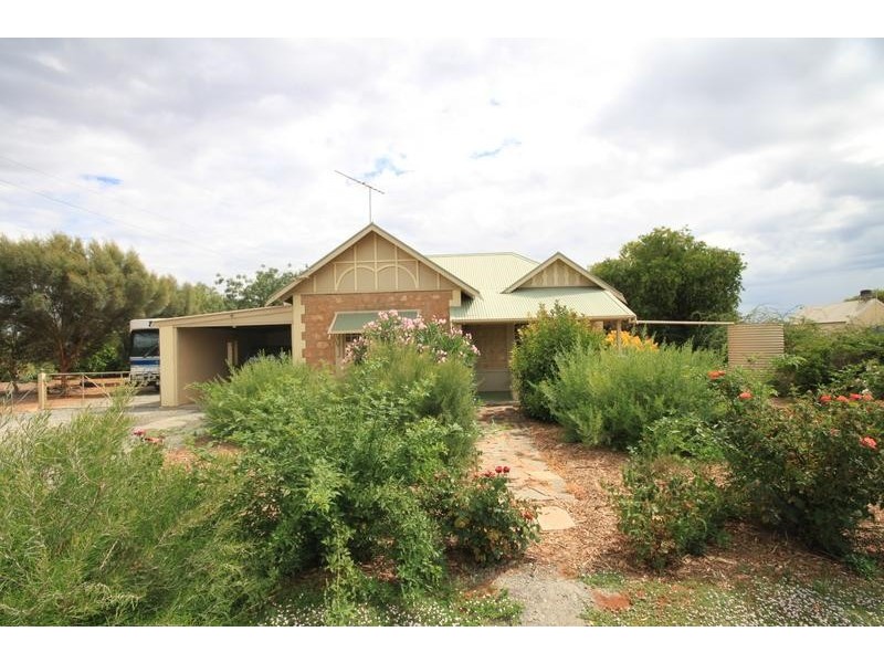 42 & 43 Swan Reach Rd, Sedan SA 5353