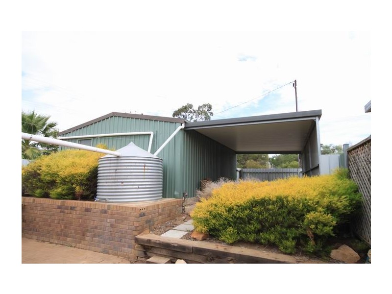 29 King George Street, Mannum SA 5238