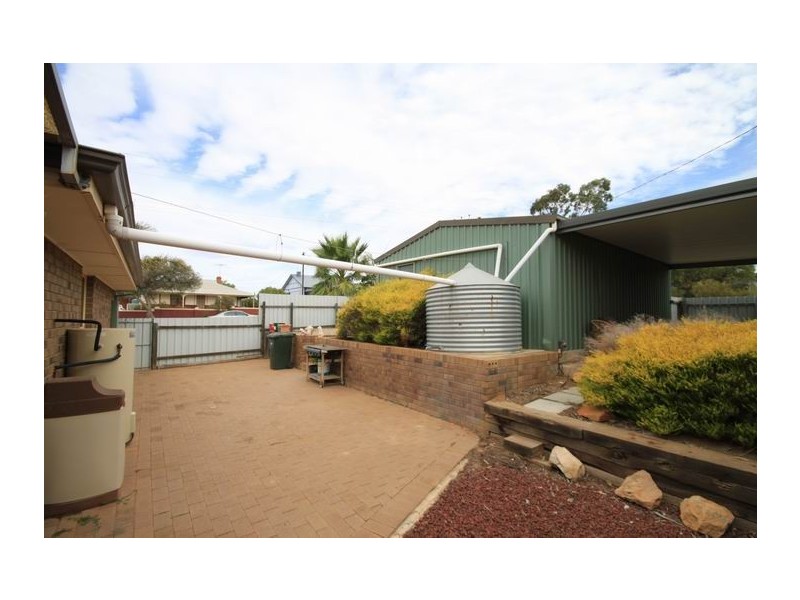 29 King George Street, Mannum SA 5238