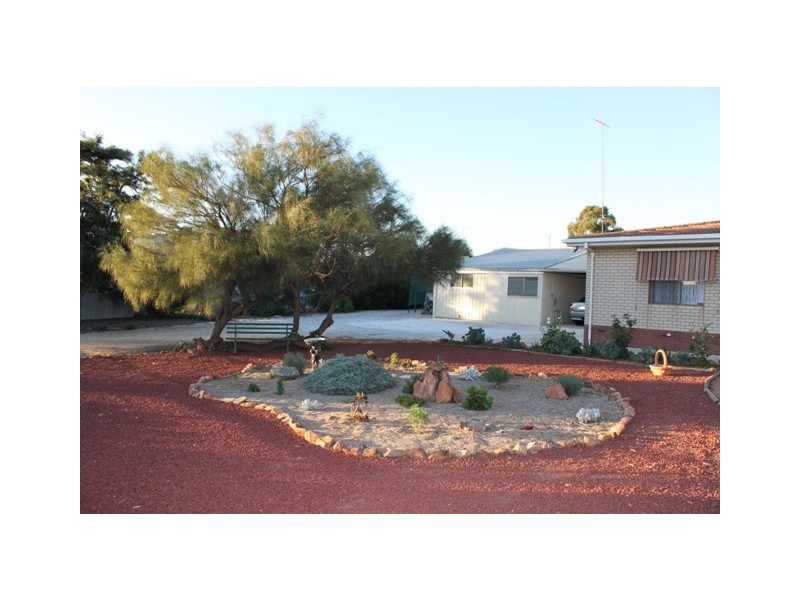36 Phillip Avenue, Swan Reach SA 5354