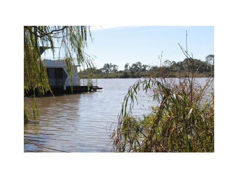 Site No. 4 “Baseby Reserve” (very end of River Lane), Mannum SA 5238