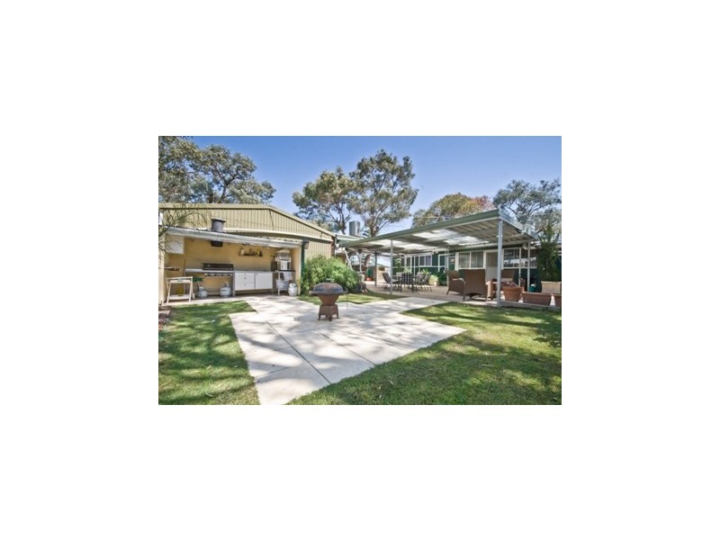 29 Murray Terrace, COWIRRA via, Mannum SA 5238