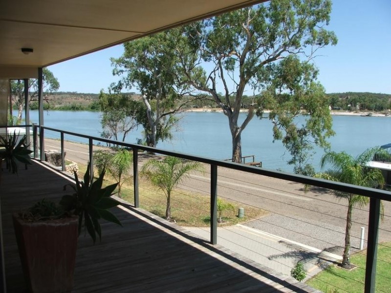 Lot 30 East Front Road ‘The Peppers’, Younghusband SA 5238