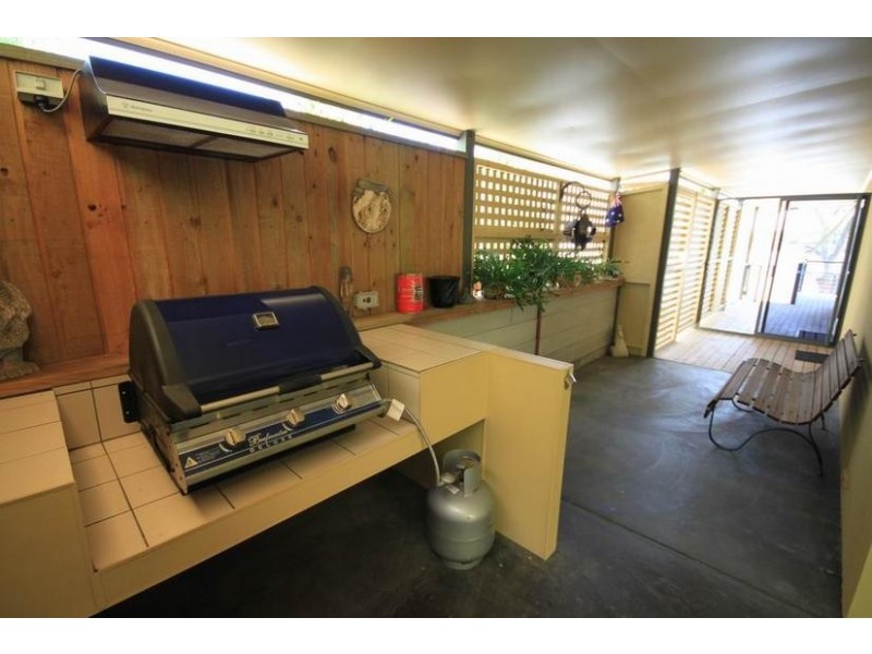 Lot 30 East Front Road ‘The Peppers’, Younghusband SA 5238