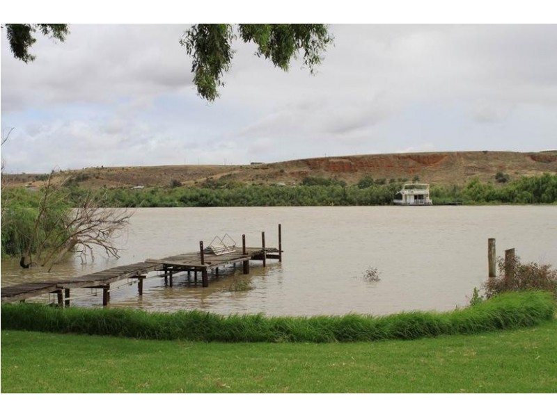 12 Murray Terrace, COWIRRA via, Mannum SA 5238