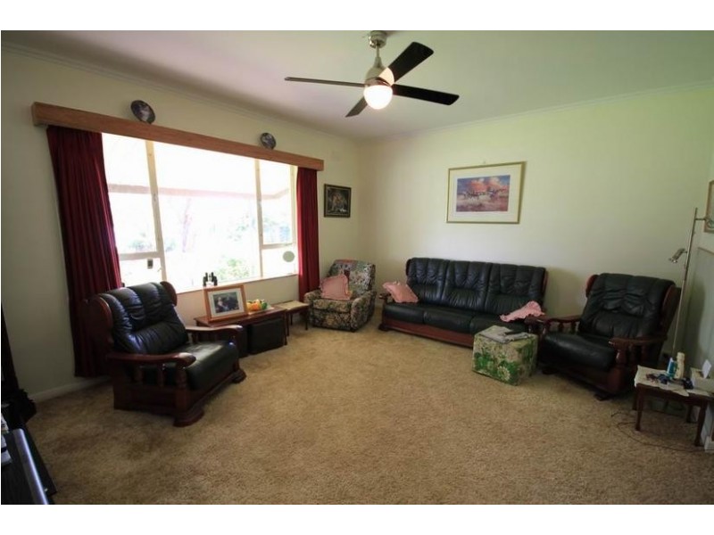 12 Murray Terrace, COWIRRA via, Mannum SA 5238