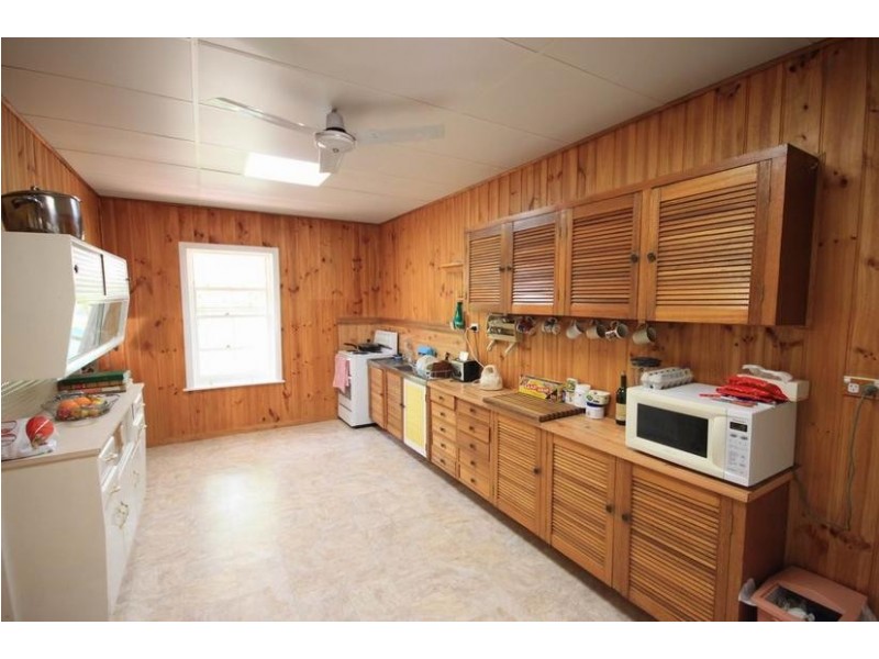 12 Murray Terrace, COWIRRA via, Mannum SA 5238