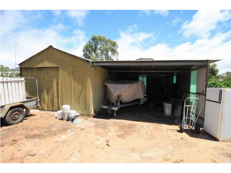 12 Murray Terrace, COWIRRA via, Mannum SA 5238