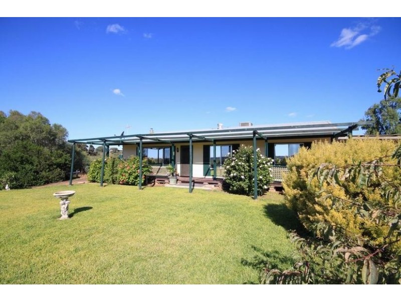 12 Centre Road,, Cowirra SA 5238