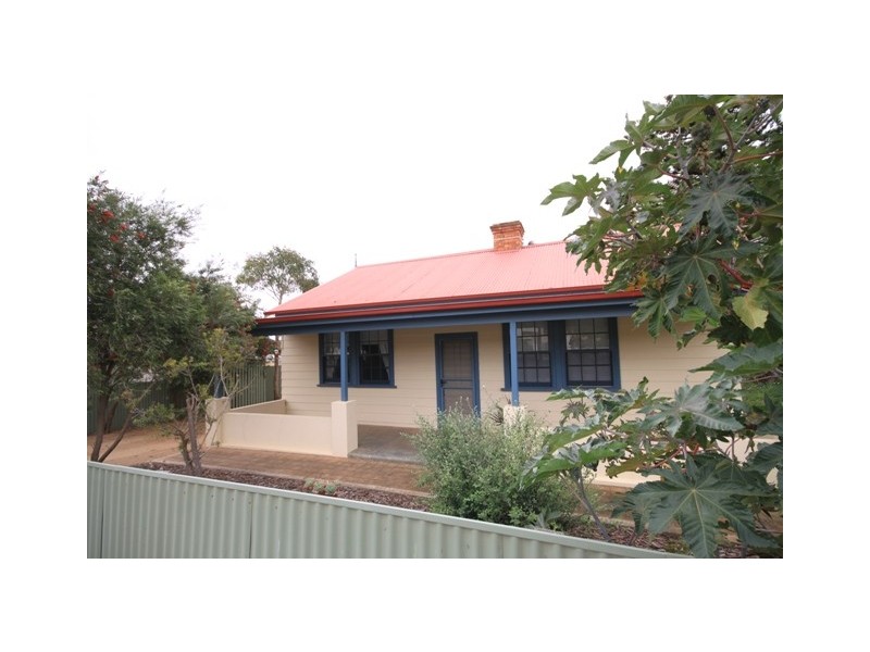 3 Queen Mary, Mannum SA 5238