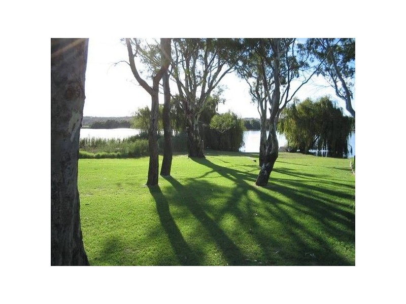 0 East Front
(adjacent Kia Marina) Younghusband ROAD, Mannum SA 5238