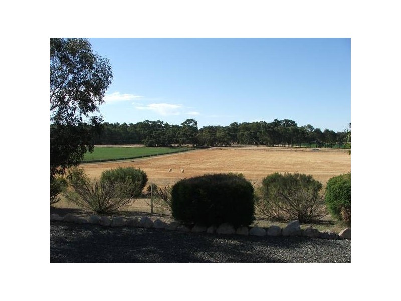 Black Hill Road (marne Road) Kongolia Via, Cambrai SA 5353