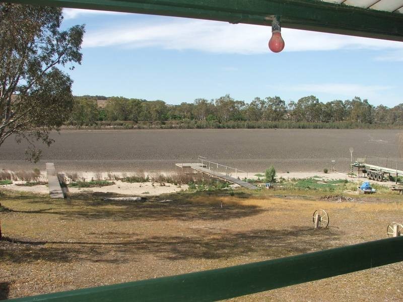 Shack N Bond Street, Walker Flat SA 5238