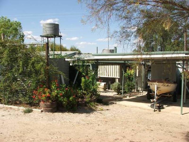 Langs Landing via, Swan Reach SA 5354