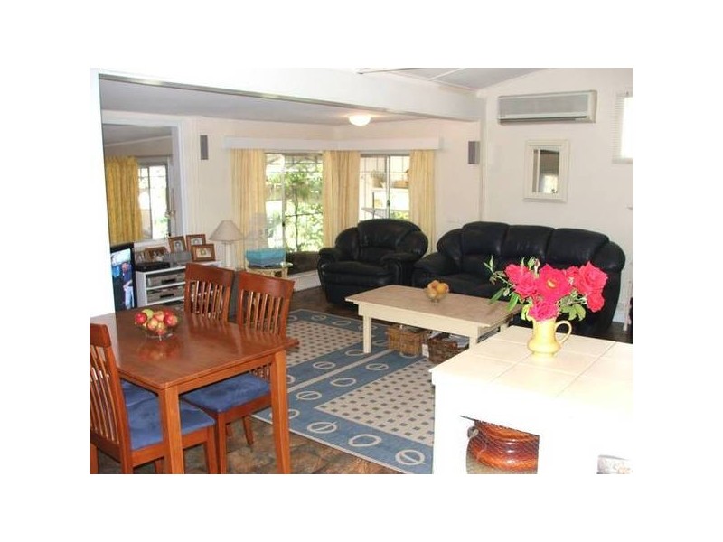 Langs Landing via, Swan Reach SA 5354