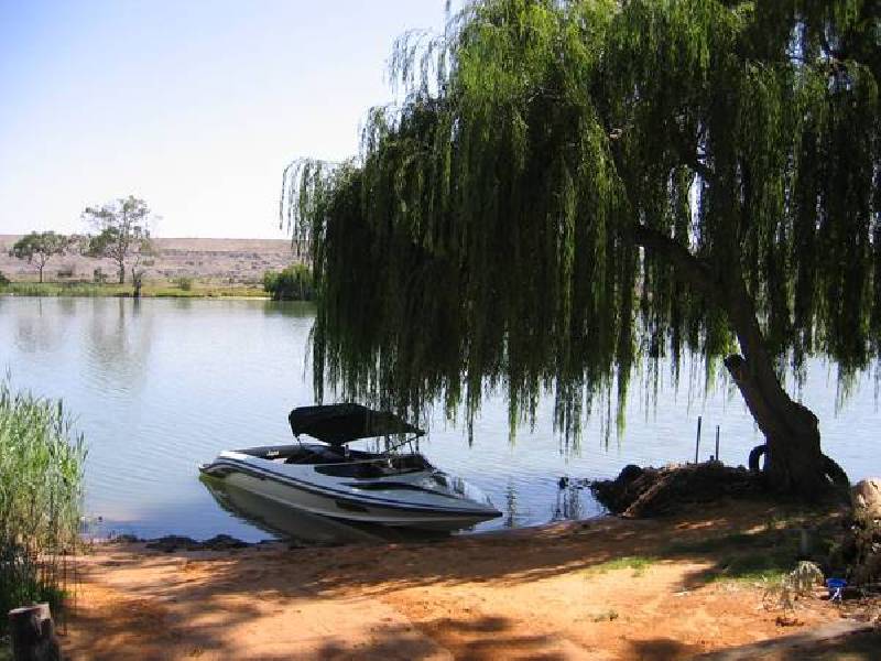 21 Eastfront Road, Younghusband, Mannum SA 5238