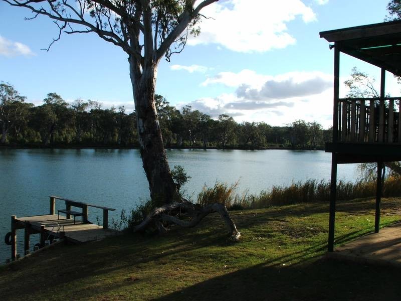 22 Riverside Drive Big Bend Via, Swan Reach SA 5354